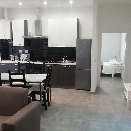 Residenza Ermete Apartment Чивитавекия Екстериор снимка