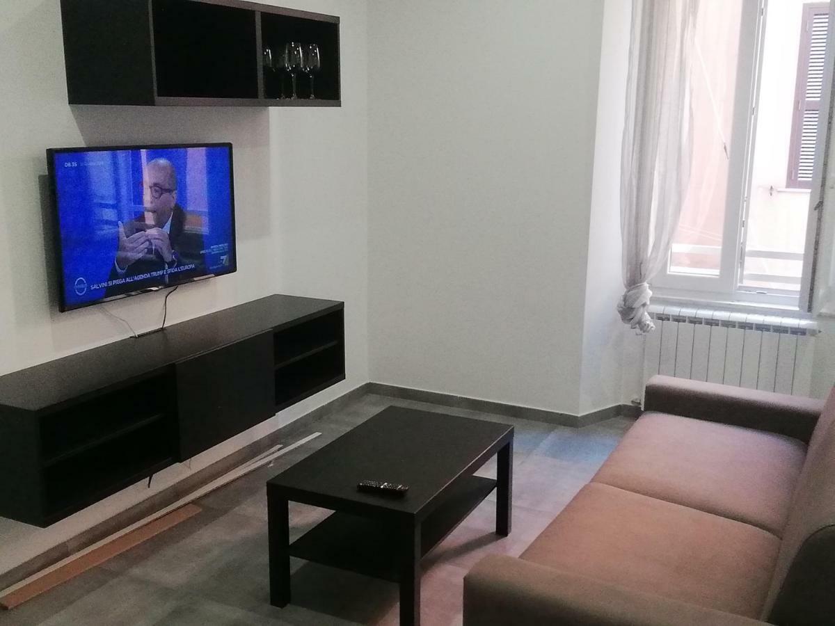 Residenza Ermete Apartment Чивитавекия Екстериор снимка