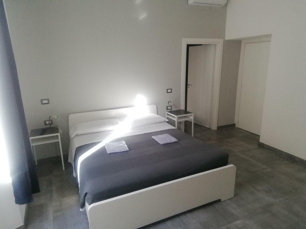 Residenza Ermete Apartment Чивитавекия Екстериор снимка